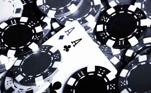 Покер кеш в казино и домашни игри